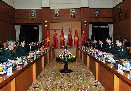 Hai Bộ trưởng Quốc phòng Việt Nam và Trung Quốc nhất trí không đe dọa sử dụng vũ lực ở Biển đông