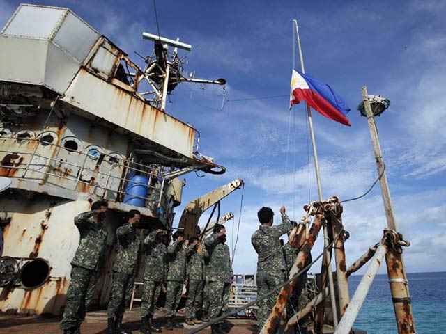 Philippines nhờ Mỹ bảo vệ binh sĩ của nước này trên bãi Cỏ Mây trong bối cảnh Trung Quốc đang ‘khuấy đảo’ tình hình Biển Đông