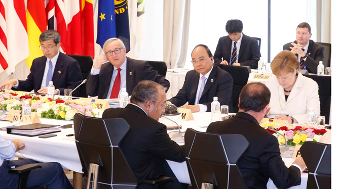 Thủ tướng Nguyễn Xuân Phúc đã có bài phát biểu đề cập đến tình hình Biển Đông hiện nay khi tham dự Hội nghị G7 mở rộng ngày 27/5
