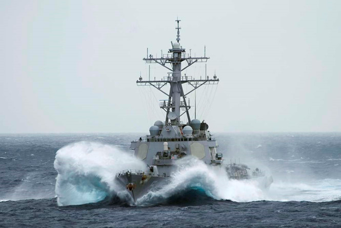 Tàu USS Curtis Wilbur được triển khai vào khu vực quanh đảo Tri Tôn thuộc quần đảo Hoàng Sa của Biển Đông Việt Nam