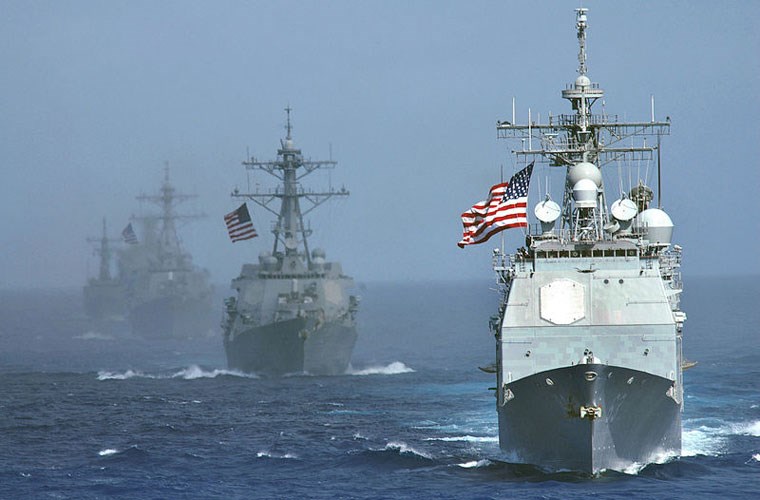 Cùng thời gian này, Mỹ cũng tuyên bố sẽ tiếp tục tuần tra Biển Đông trong tháng 4