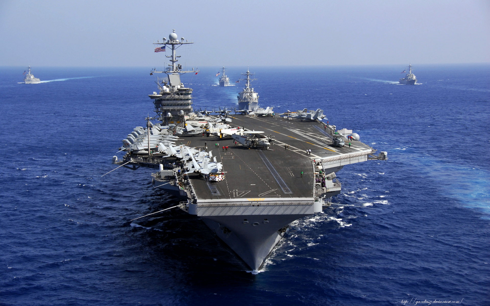 Navy Times coi sự hiện diện của tàu sân bay Mỹ là yếu tố giúp tình hình Biển Đông ‘hạ nhiệt’ trong bối cảnh hiện nay