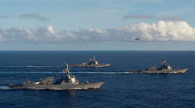 Sự hiện diện dày đặc của tàu chiến Mỹ ở Biển Đông được cho là nhằm ‘tạo sức ép’ với Trung Quốc về vụ kiện Biển Đông