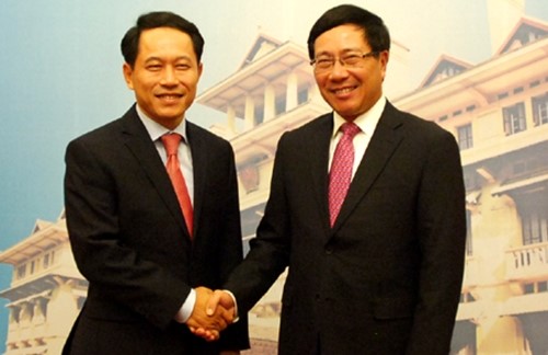 Việt Nam và Lào nhất trí duy trì lập trường của ASEAN về tình hình Biển Đông hiện nay.