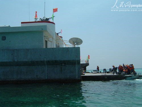 Tình hình Biển Đông ngày 18/10: Công trình nhà nổi quân sự kiên cố Trung Quốc xây dựng bất hợp pháp tại Gạc Ma