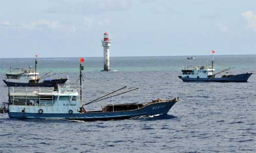 Tàu cá Trung Quốc ngang nhiên xâm phạm, đánh bắt trái phép trên Biển Đông Việt Nam