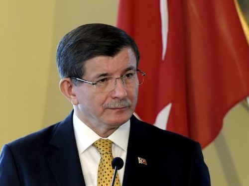 Thủ tướng Thổ Nhĩ Kỳ Ahmet Davutoglu cho biết nước này đang tấn công khủng bố IS