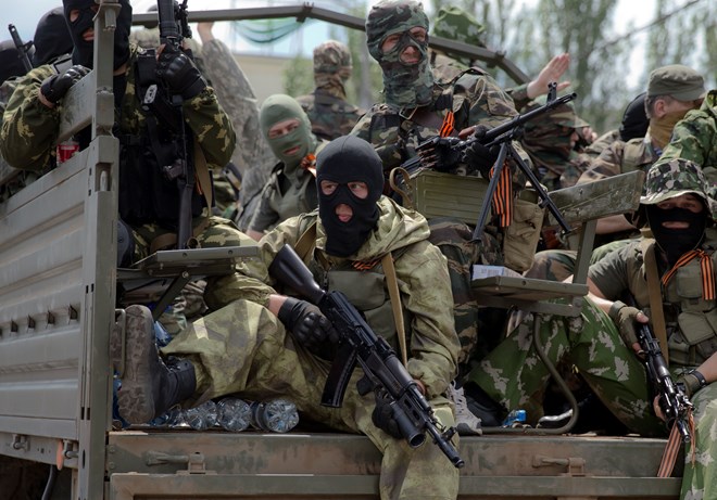 Tình hình Ukraine mới nhất cho biết Ukraine cáo buộc phe nổi dậy bắn pháo phản lực 