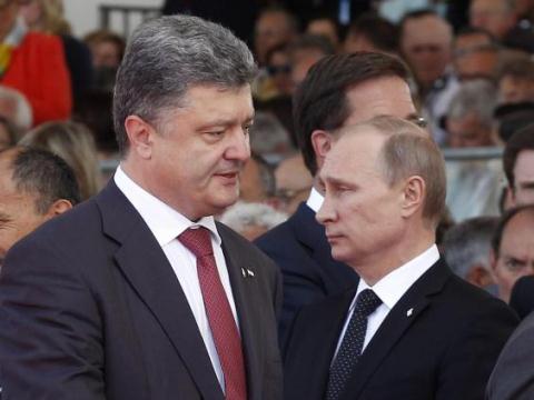 Tổng thống Ukraine Poroshenko thay đổi cách chơi với Putin ở Crimea