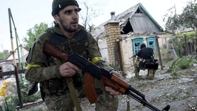 Tình hình Ukraine mới nhất cho biết Tổng thống Ukraine khẳng định phe ly khai đã bị đẩy lui khỏi vùng Marinka 