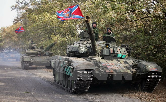 Tình hình Ukraine mới nhất cho biết Ukraine dọa ngừng rút vũ khí hạng nặng 