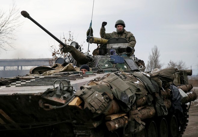Quân chính phủ Ukraine đóng quân ở Artemivsk