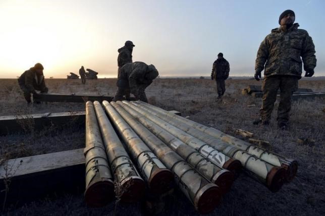 Quân chính phủ Ukraine sắp xếp đạn dược tiến hành tập trận tại căn cứ Shiroky Lan thuộc vùng Mykolaiv