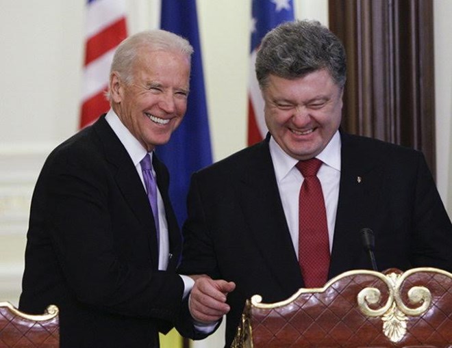Phó Tổng thống Mỹ Joe Biden và Tổng thống Ukraine Poroshenko