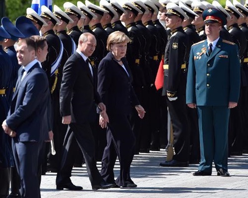 Tin tức mới cập nhật hôm nay cho biết Nga và Đức gặp mặt hội đàm về khủng hoảng Ukraine 