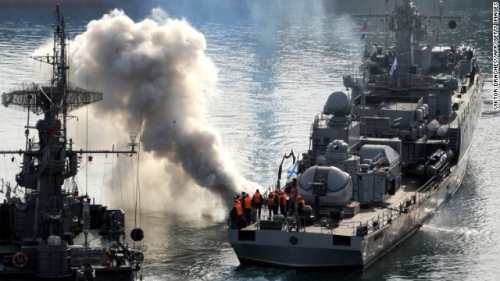 Tình hình Ukraine mới nhất cho biết Ukraine chặn tàu chiến Nga theo dõi tập trận Gió Biển 2015