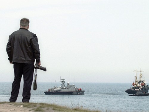 Ukraine muốn xây tường ngăn cách với Nga cả trên đường biển