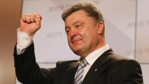 Tổng thống Ukraine lại hứa hòa bình cho miền Đông