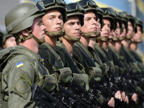 Anh chuẩn bị nhân đôi số lượng cố vấn quân sự ở Ukraine