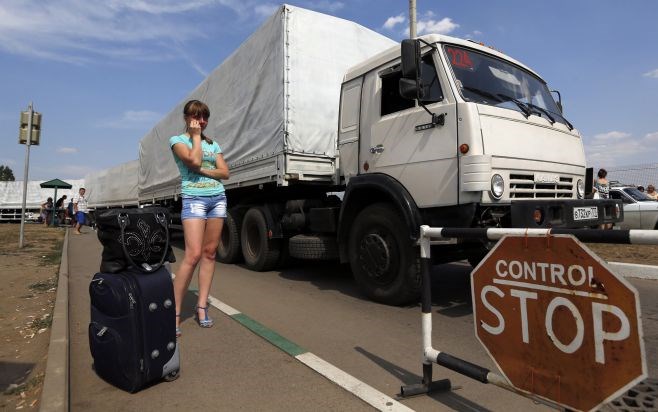 Tình hình Ukraine mới nhất cho biết Nga 'cấm cửa' các xe tải mang biển số Ukraine