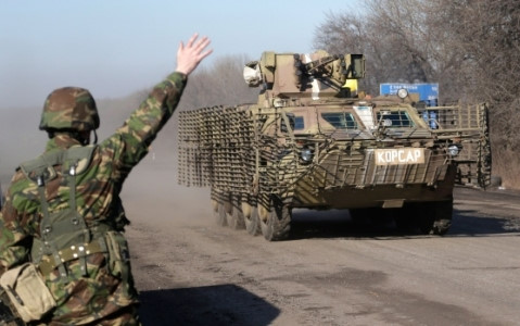 Tình hình Ukraine mới nhất cho biết bạo lực bùng phát ở miền Đông Ukraine