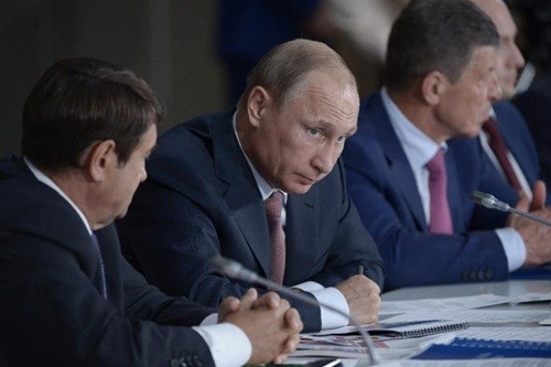 Ukraine phản đối gay gắt việc Tổng thống Nga thăm Crimea