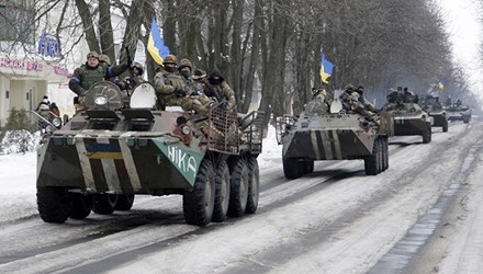 Kiev cho biết tình hình miền Đông tiếp tục diễn biến phức tạp bất chấp lệnh ngừng bắn