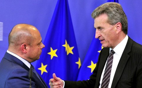 EC họp tại Brussels Bỉ đã tiếp tục lên án Nga sắp nhập Crimea