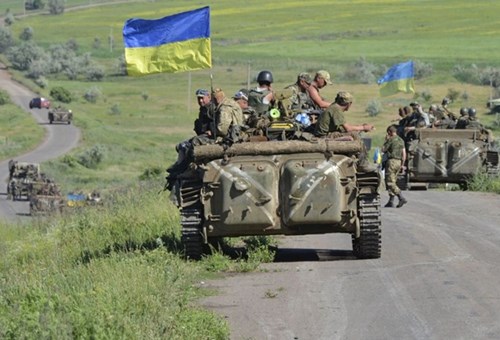 Quân đội chính phủ đang tập trung binh lực chuẩn bị tấn công ở miền đông  Ukraine
