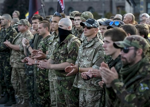 Tình hình Ukraine mới nhất cho biết nhóm cực hữu Ukraine tiếp tục đe dọa chính quyền