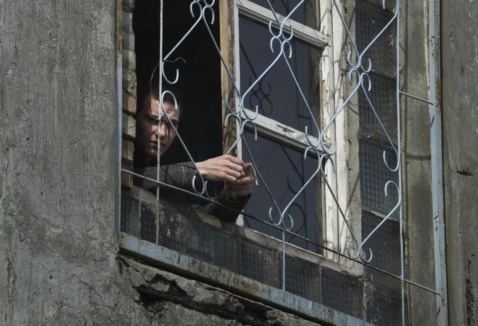 50 tội phạm hình sự đã bỏ trốn sau một vụ bạo loạn trong  tù, theo những tin tức về tình hình Ukraine mới nhất