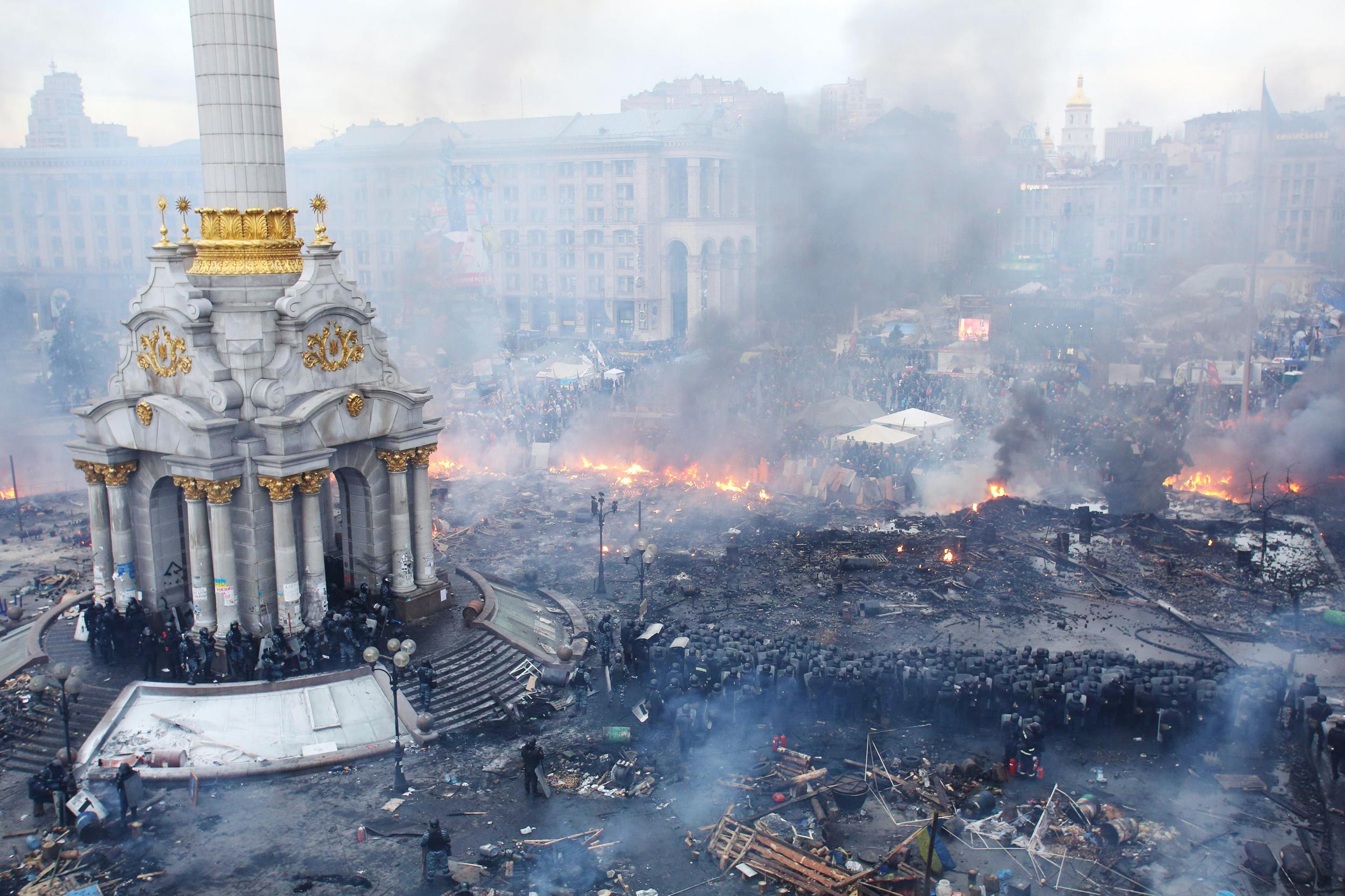 Tình hình Ukraine căng thẳng sau những đợt tấn công quân sự của chính quyền Kiev nhằm tiêu diệt quân ly khai