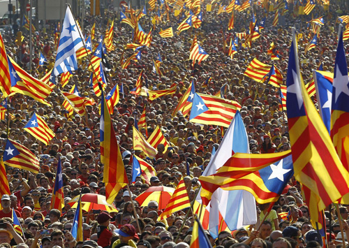 Tin tức thời sự mới nhất hôm nay ngày 11/11: 1,6 triệu dân Catalan đòi li khai khỏi Tây Ban Nha