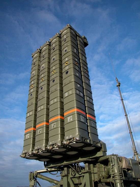 Tổ hợp tên lửa SAMP-T sử dụng tên lửa Aster 30 với tốc độ đạt gần 3,5 lần vận tốc âm thanh 