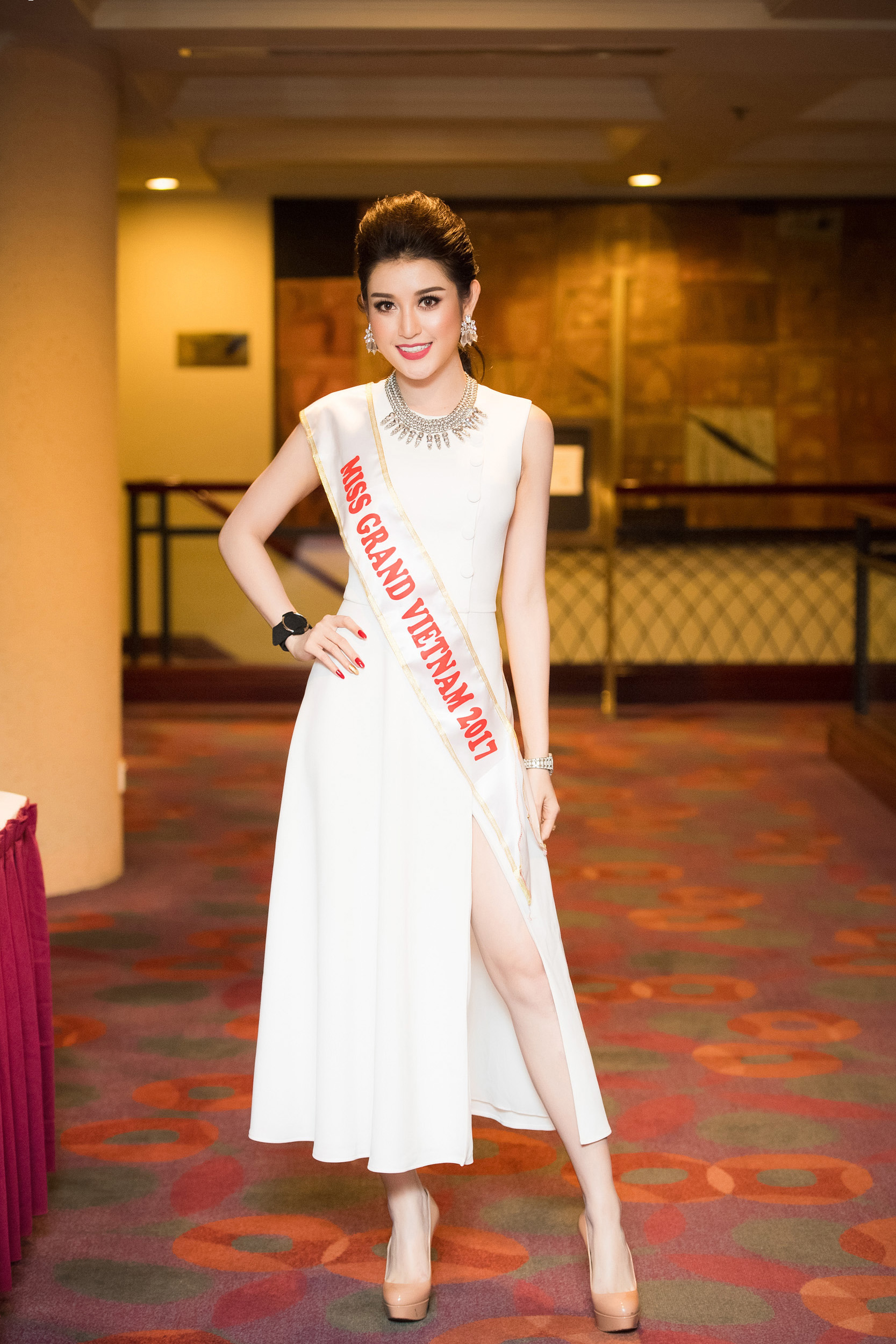 Á hậu Huyền My chính thức được cấp phép dự thi Hoa hậu Hoà bình thế giới