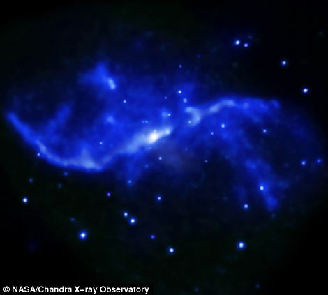 Hiện tượng hiếm gặp được ghi lại từ dữ liệu của đài quan sát tia X Chandra. Ảnh: Nasa