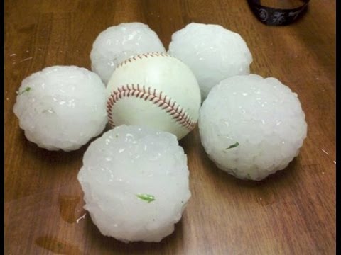 mưa đá to bằng quả bóng chày