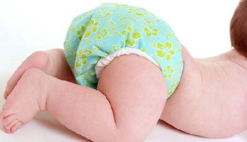 Để chăm sóc trẻ sơ sinh tốt cần chọn bỉm đúng kích cỡ