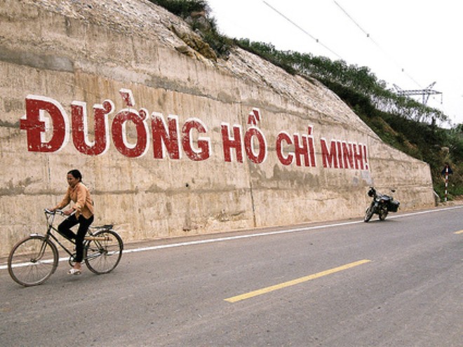 Dự án đường Hồ Chí Minh đoạn Cam Lộ - La Sơn sẽ được đầu tư theo hình thức Hợp đồng xây dựng – chuyển giao