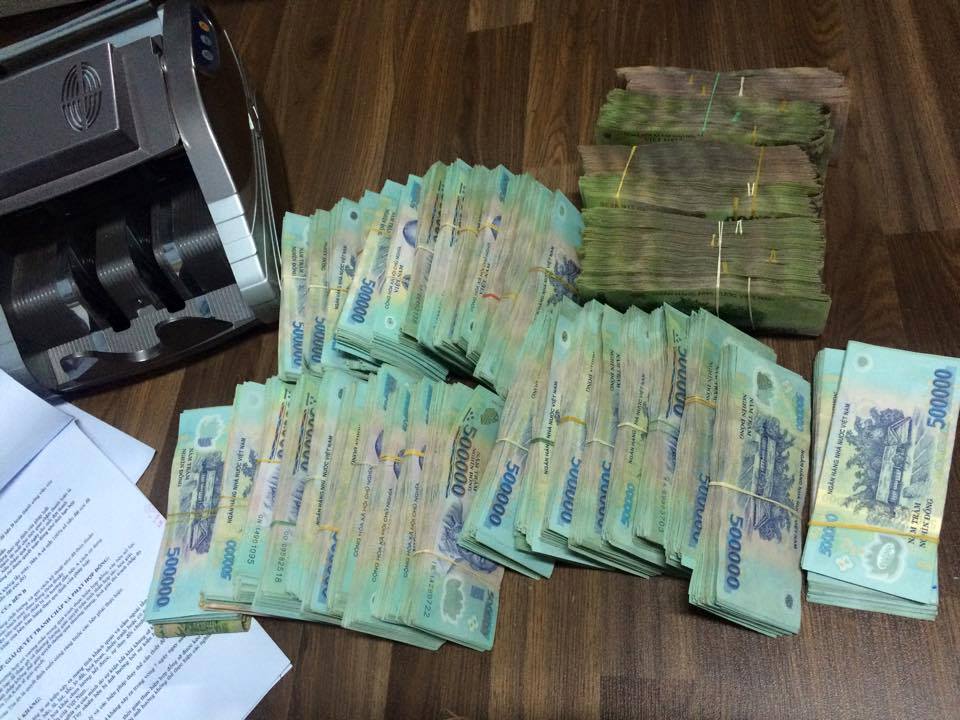 Trộm đột nhập vào trụ sở UBND huyện lấy tiền