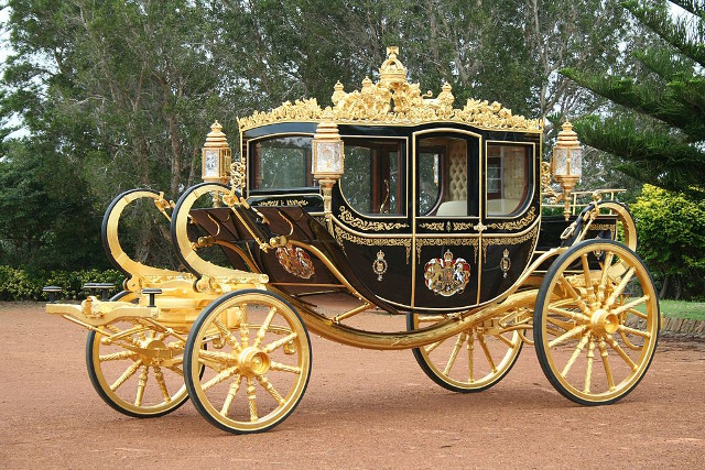 Cỗ xe ngựa hoàng gia Diamond Jubilee phiên bản thật