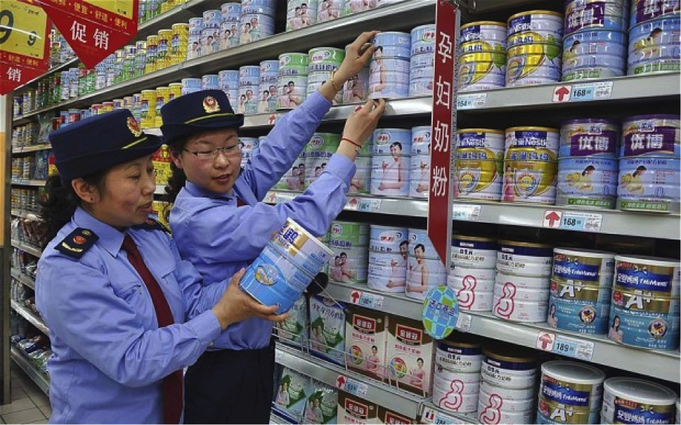 Những năm gần đây, sữa bột giả Trung Quốc đã trở thành một vấn nạn đáng lo ngại