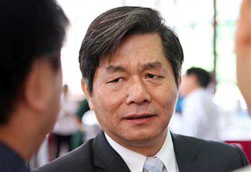 Bộ trưởng KH&ĐT Bùi Quang Vinh quan ngại về việc Trung Quốc thu mua nông sản Việt Nam rồi xuất ngược lại sang các nước khác