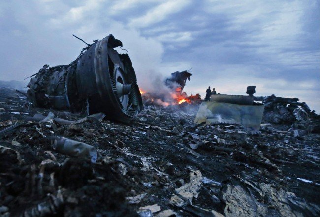 Máy bay Malaysia MH17 bị bắn rơi đánh dấu sự mở màn của tuần lễ đen tối nhất lịch sử ngành hàng không