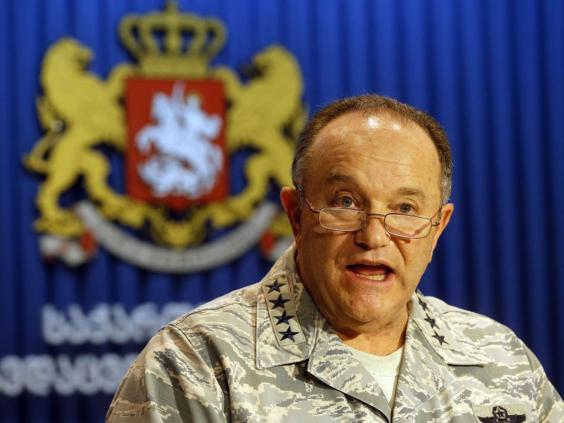 Tướng Mỹ Philip Breedlove kêu gọi NATO điều máy bay trinh sát U-2 tới do tham Nga