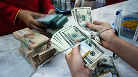 Trung Quốc phá giá tiền liên tiếp, NHNN Việt Nam lại ra tay điều chỉnh tỷ giá thêm 1%