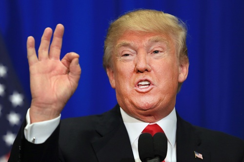 Tỷ phú Donald Trump cân nhắc bán bất động sản để lấy kinh phí tranh cử tổng thống Mỹ. Ảnh: AFP