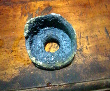 Thêm một vật thể lạ dạng mảnh vỡ kim loại được tìm thấy ở Yên Bái