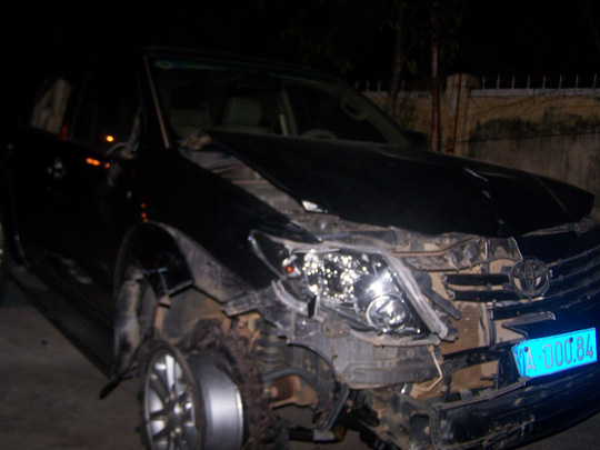 Chiếc xe viện trưởng Viện KSND huyện Tu Mơ Rông lái gây tai nạn