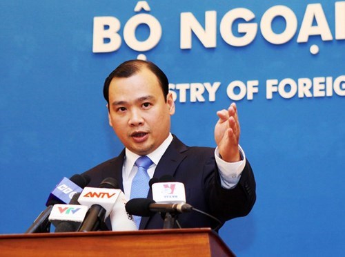 Người phát ngôn Bộ Ngoại giao Lê Hải Bình nêu rõ quan điểm của Việt Nam về đạo luật S-219 sai trái